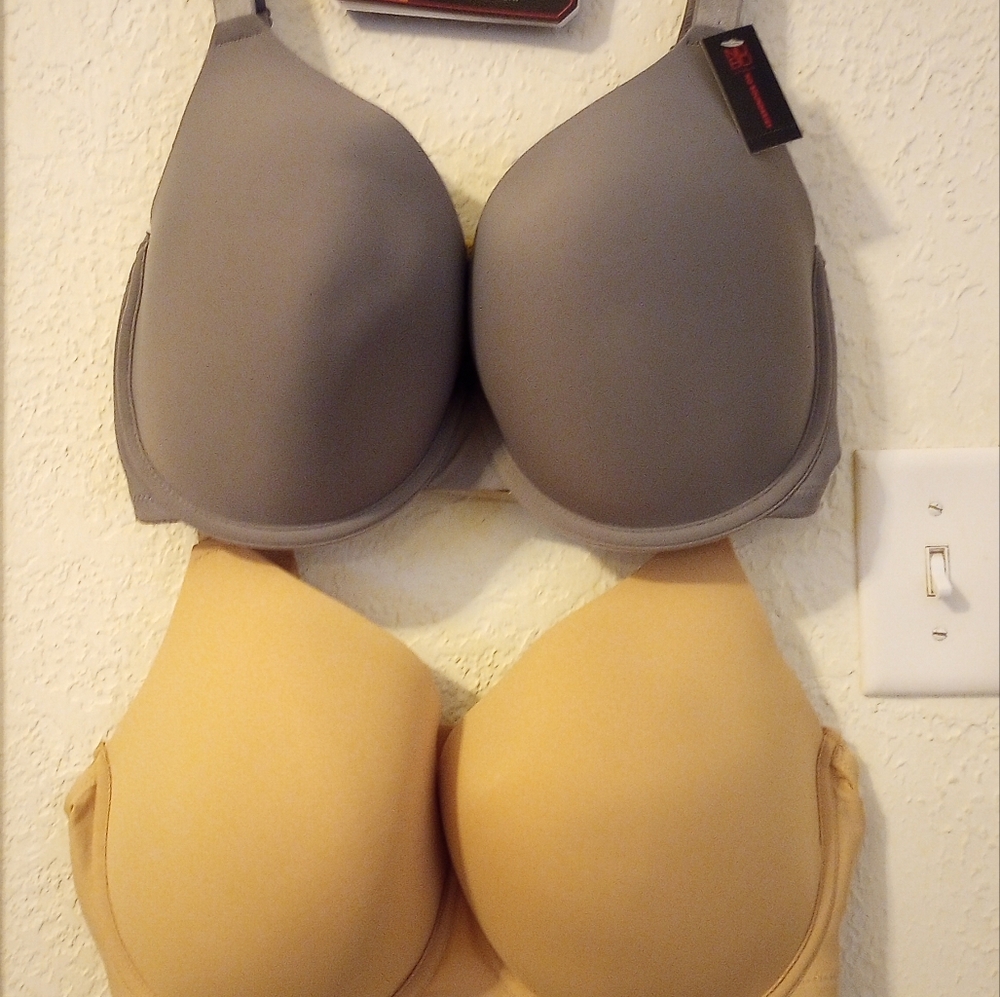 Bundle (2) No Boundaries 42D T-Shirt Bra